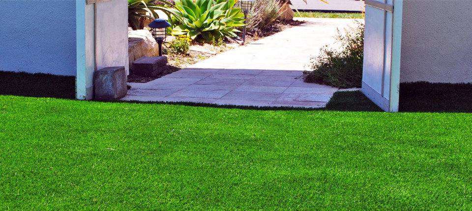 Landscaping with Artificial Turf